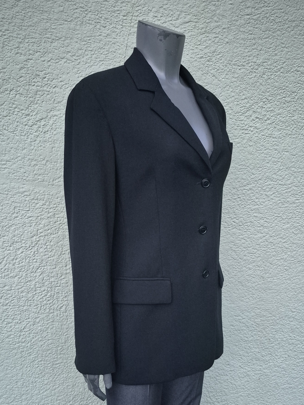 Calvin Klein (Italy) Ladies Vintage Black Pure Wool (3) Button Luxury Blazer